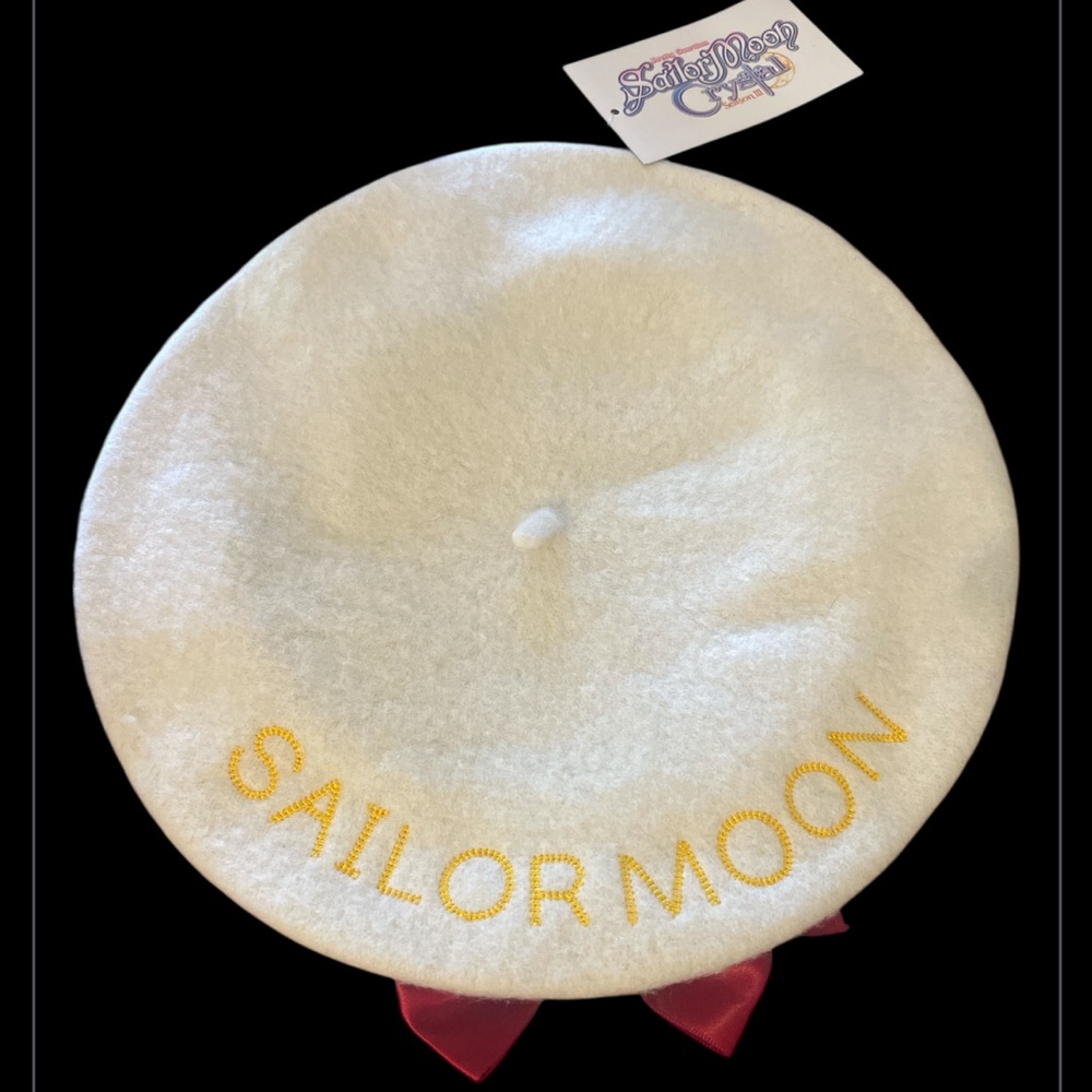 Bioworld White and Blue Sailor moon beret